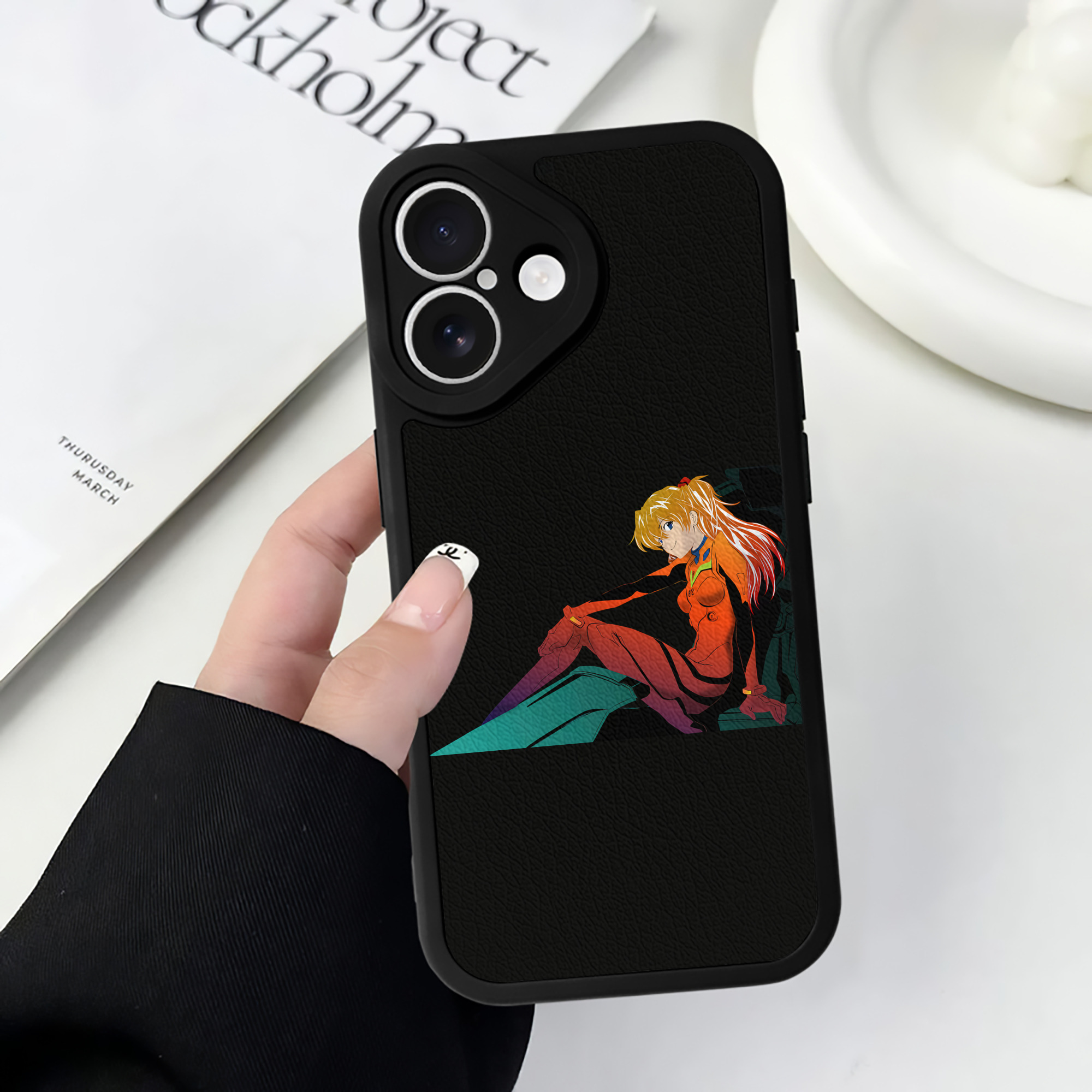 （画像用） EVA 新世紀エヴァンゲリオン 【iPhone 16シリーズ対応】シリコンスマホケース（レザー調） 材質：シリコン